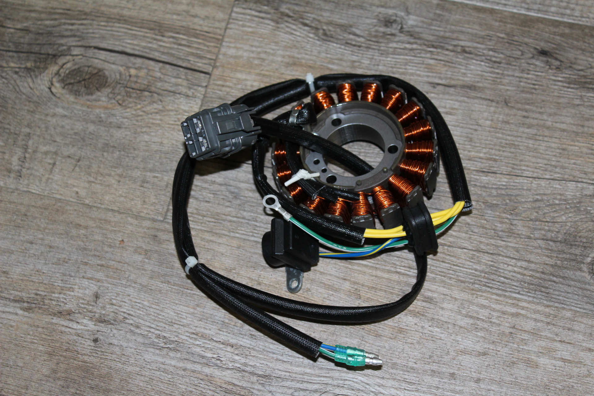 Picture of Triton Outback 300 400 Lichtmaschine / Stator